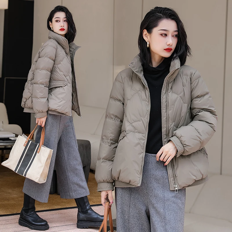 Real shot short lightweight down cotton jacket for women's new year's fashionable standing collar temperament, warmth preservati
Real shot short lightweight down cotton jacket for women's new year's fashionable standing collar temperament, warmth preservati
