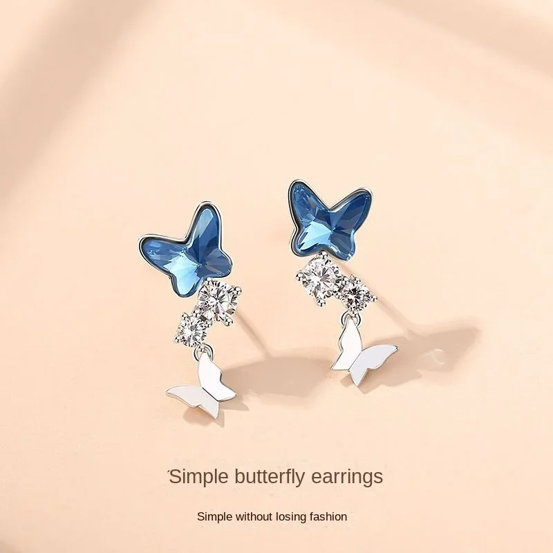 2024 925 Sterling Silver Butterfly Austrian Crystal Glass Shiny Pendant Earrings Women Charm Luxury Elegant Delicate Ear Studs
2024 925 Sterling Silver Butterfly Austrian Crystal Glass Shiny Pendant Earrings Women Charm Luxury Elegant Delicate Ear Studs