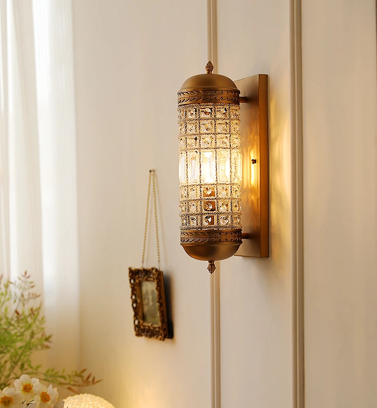 Wall lamp creative light luxury TV background wall staircase lamp designer bedroom high-end
Wall lamp creative light luxury TV background wall staircase lamp designer bedroom high-end
