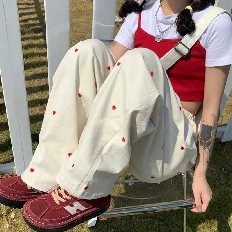 Korean Style Women Sports Pants Cute Wide Leg Pants Fashion Love Print Jokers Trousers Female Harajuku Sweatpants Beige
Korean Style Women Sports Pants Cute Wide Leg Pants Fashion Love Print Jokers Trousers Female Harajuku Sweatpants Beige