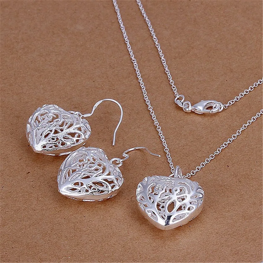 Popular brands 925 Sterling Silver Pretty Hollow heart Pendant necklace earrings Jewelry set for women Fashion Party gifts
Popular brands 925 Sterling Silver Pretty Hollow heart Pendant necklace earrings Jewelry set for women Fashion Party gifts