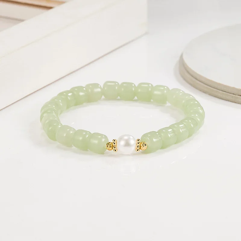 Hotan Jade Pearl Bracelet Gentle Cool Style Small Crowd Design Handstring Retro Luxury High Class 2023 New High Class Jewelry
Hotan Jade Pearl Bracelet Gentle Cool Style Small Crowd Design Handstring Retro Luxury High Class 2023 New High Class Jewelry