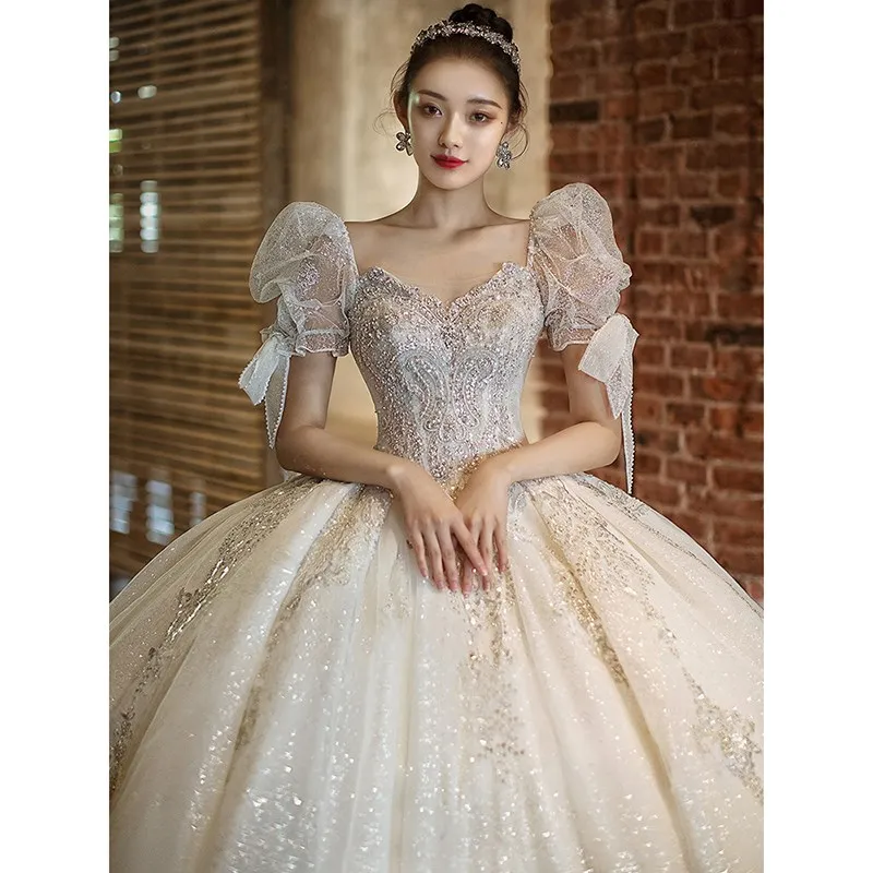 Luxury Wedding Dress 2023 New Short Sleeve Embroidered Tulle Ball Gown Wedding Gowns Shinny Princess
Luxury Wedding Dress 2023 New Short Sleeve Embroidered Tulle Ball Gown Wedding Gowns Shinny Princess
