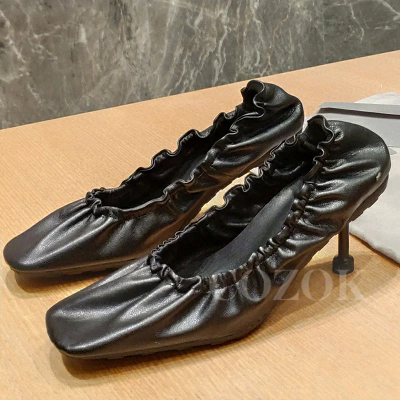 Women Pumps Summer New Exquisite Genuine Leather Upper Female High Heels Unique Shallow Design Round Head Single Shoes
Women Pumps Summer New Exquisite Genuine Leather Upper Female High Heels Unique Shallow Design Round Head Single Shoes