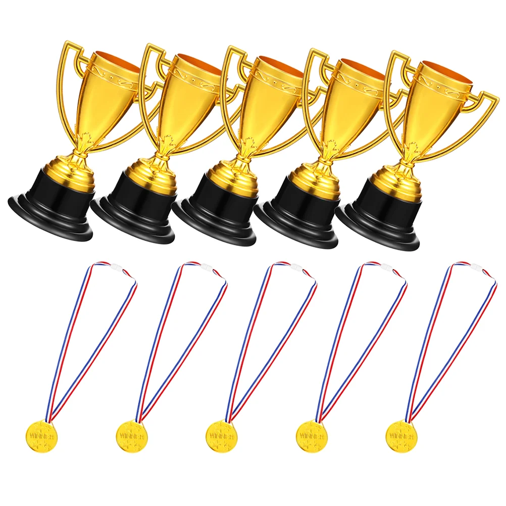 Children's Small Toys Mini Plastic Gold Cups Party Supplies The Gift Decorative Trophy Medal Decoration Kid Kids
Children's Small Toys Mini Plastic Gold Cups Party Supplies The Gift Decorative Trophy Medal Decoration Kid Kids
