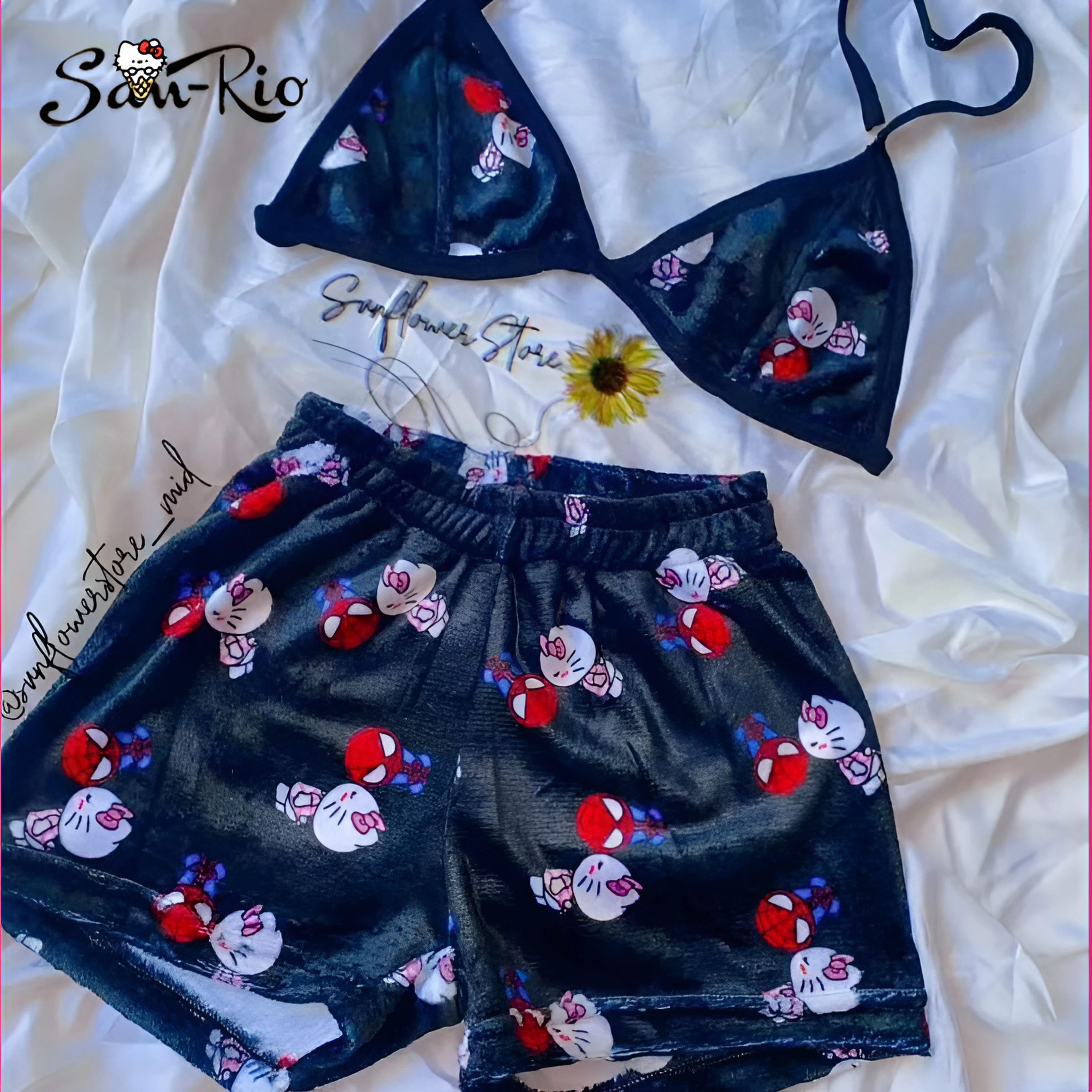 Hello kitty pajama woman Set comics pyjama Top Shorts Split Strap Adjustable Sexy Bikini bra Underwear Summer pajamas two-piece
Hello kitty pajama woman Set comics pyjama Top Shorts Split Strap Adjustable Sexy Bikini bra Underwear Summer pajamas two-piece