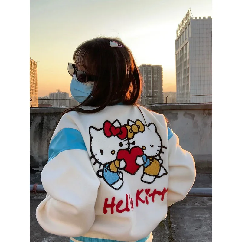 Kawaii Sanrios Hello Kitty Anime Cartoon Baseball Uniform Retro American Jacket Women's New Fashion Tops Birthday Gift
Kawaii Sanrios Hello Kitty Anime Cartoon Baseball Uniform Retro American Jacket Women's New Fashion Tops Birthday Gift