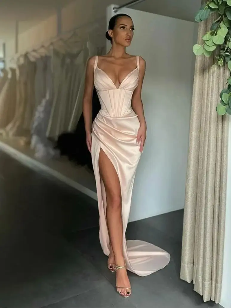 Sexy Draped train Evening Dresses Sweetheart Deep V Neck Ball Gowns Trumpet Woman Formal Bride Beach Party Vestidos De Fiesta
Sexy Draped train Evening Dresses Sweetheart Deep V Neck Ball Gowns Trumpet Woman Formal Bride Beach Party Vestidos De Fiesta