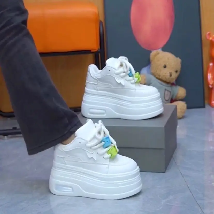 Thick Bottom Heightened Women's 2023 Autumn New Muffin Bottom Super Small Heighten Casual Daddy Shoes
Thick Bottom Heightened Women's 2023 Autumn New Muffin Bottom Super Small Heighten Casual Daddy Shoes