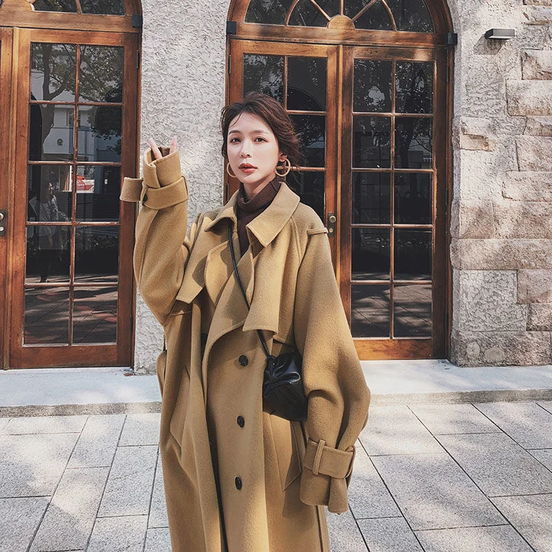 Autumn And Winter New Double Sided Woolen Coat For Women's High End Fashion Woolen Slim Coat With Hepburn Style Reverse Season
Autumn And Winter New Double Sided Woolen Coat For Women's High End Fashion Woolen Slim Coat With Hepburn Style Reverse Season