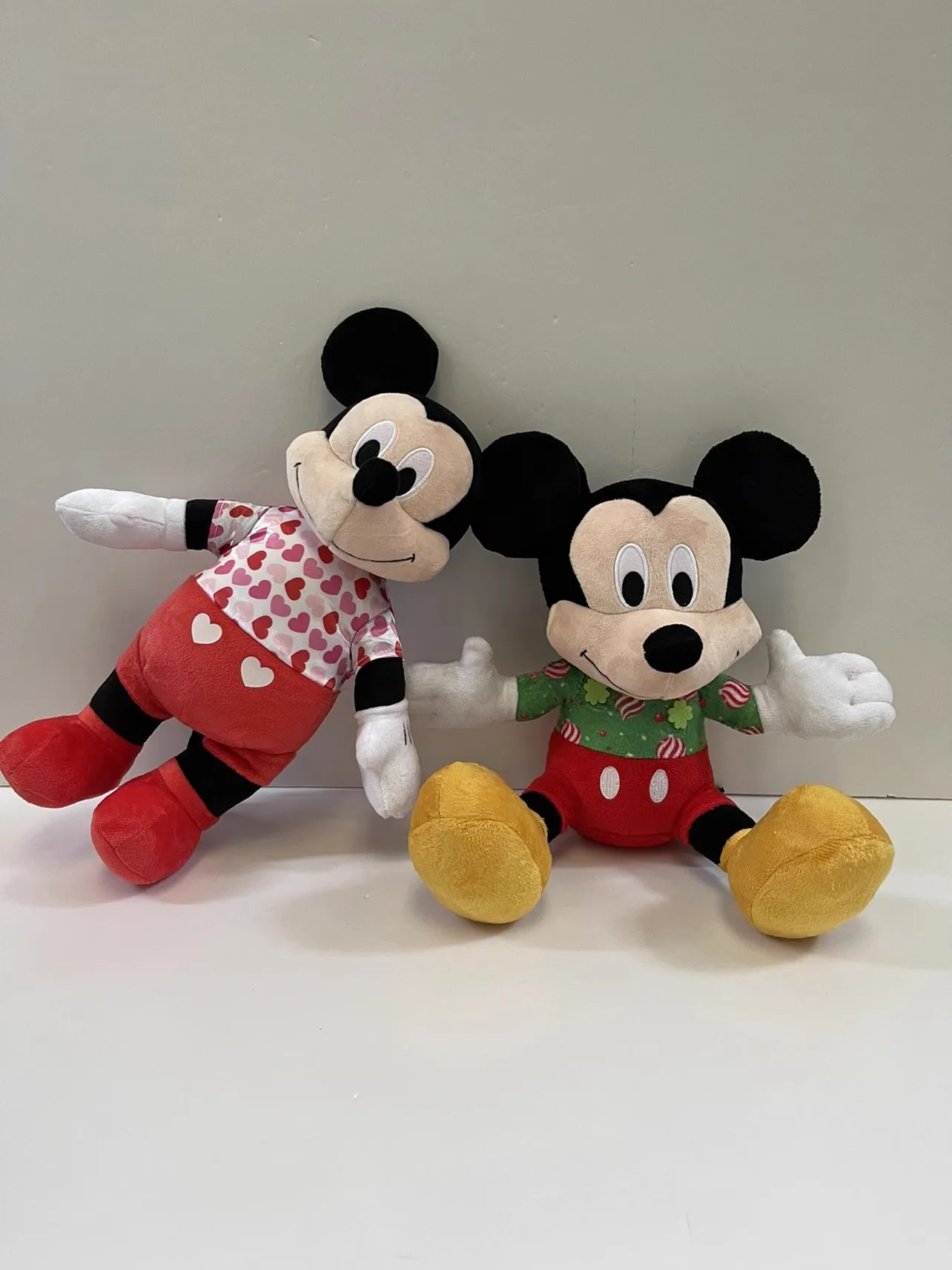 

The 30cm Mickey Mouse Plush Doll a Classic Character From Disney Is an Ideal Birthday Gift for Children