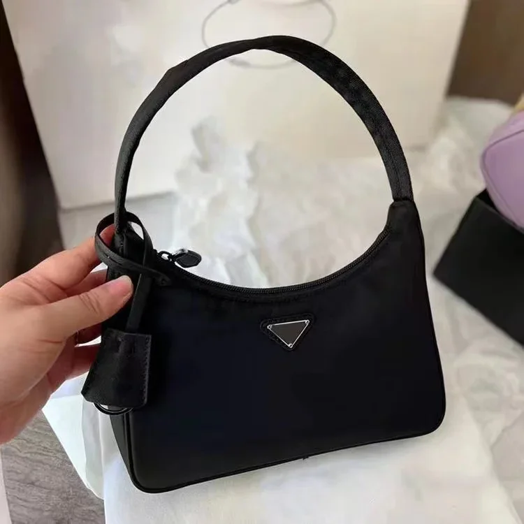 Bags Underarm Designer Portable Wholesale Zipper Solid Bag Color Leather Fashion Women'S Chain Handbag Brand Summer Luxury New
Bags Underarm Designer Portable Wholesale Zipper Solid Bag Color Leather Fashion Women'S Chain Handbag Brand Summer Luxury New