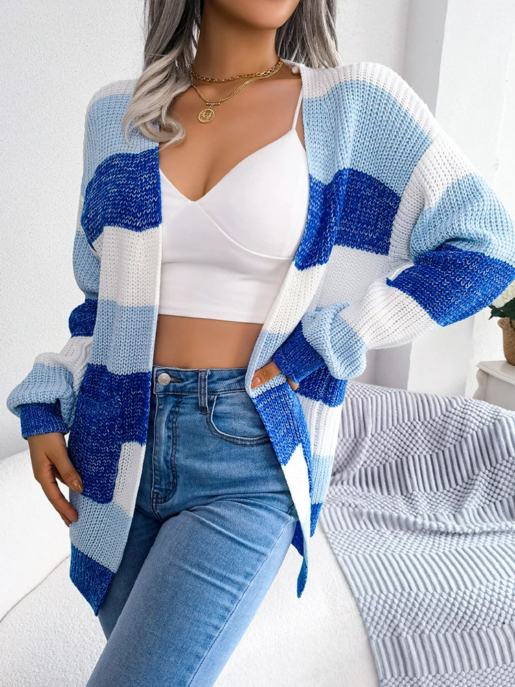 Plaid Striped Knitted Cardigan Women Autumn Winter Lantern Long Sleeve Sweater Female Fashion Loose Warm Outwear Tops Ladies 
Plaid Striped Knitted Cardigan Women Autumn Winter Lantern Long Sleeve Sweater Female Fashion Loose Warm Outwear Tops Ladies