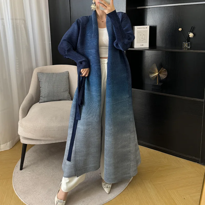 

Miyake Pleated Loose Jacket Female 2024 Spring Fall New Fashion Solid Long-sleeved Age Reduction Outer Cloak Large Long Robe