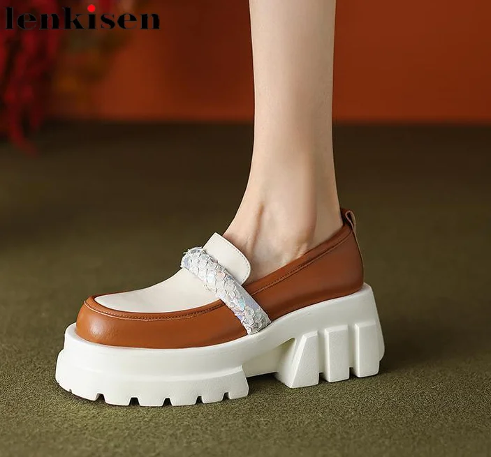 Lenkisen 2023 Cow Leather Round Toe High Heels Spring Shoes Platform Mixed Colors Loafers Casual Brand Daily Slip On Women Pumps
Lenkisen 2023 Cow Leather Round Toe High Heels Spring Shoes Platform Mixed Colors Loafers Casual Brand Daily Slip On Women Pumps