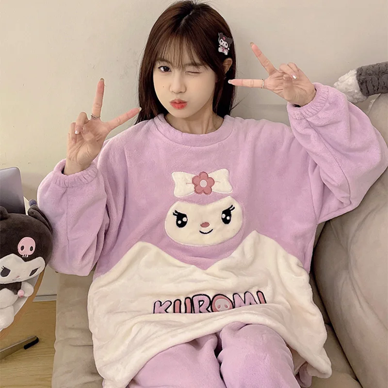 Kuromi Sanrio Anime Figuret New Coral Velvet Pajamaswomen Cute Fashion Clothes Women's Autumn and Winter Thick Plush Home Wear
Kuromi Sanrio Anime Figuret New Coral Velvet Pajamaswomen Cute Fashion Clothes Women's Autumn and Winter Thick Plush Home Wear