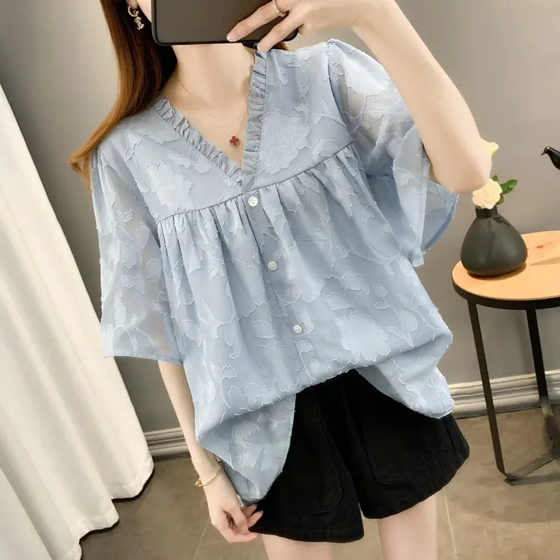 Summer Fashion V-neck Ruffled Button Bandage Chiffon Shirt Oversized Office Women's Top Casual Loose Fitting Shirt E800
Summer Fashion V-neck Ruffled Button Bandage Chiffon Shirt Oversized Office Women's Top Casual Loose Fitting Shirt E800