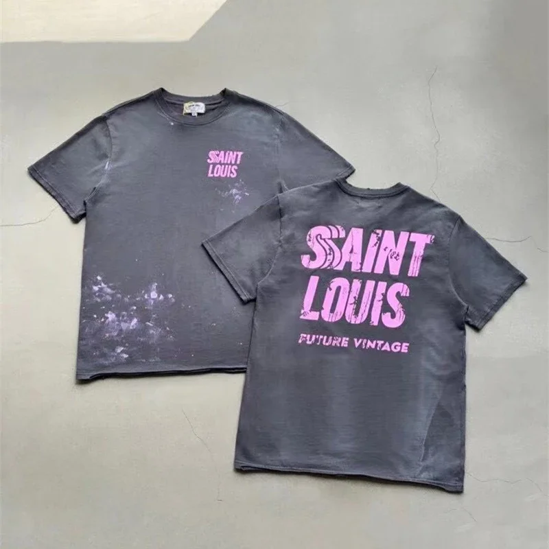 Saint Louis Oversized T-Shirt Men Women 1:1 Best Quality Washed Pure Cotton Pink Logo Printing Short Sleeve Destroy T Shirts
Saint Louis Oversized T-Shirt Men Women 1:1 Best Quality Washed Pure Cotton Pink Logo Printing Short Sleeve Destroy T Shirts