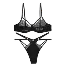 2020 New Sexy Lace Bra and Thongs Set Underwear With Stones Unlined Transparent Bra Hollow Out Bandage Panties Women Lingerie
2020 New Sexy Lace Bra and Thongs Set Underwear With Stones Unlined Transparent Bra Hollow Out Bandage Panties Women Lingerie