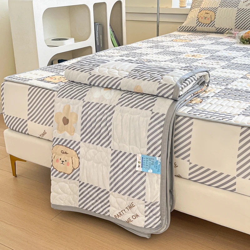 Летнее одеяло с клубничным принтом, охлаждающее одеяло одинарного или королевского размера, стеганое покрывало, одеяло без наволочки
Летнее одеяло с клубничным принтом, охлаждающее одеяло одинарного или королевского размера, стеганое покрывало, одеяло без наволочки