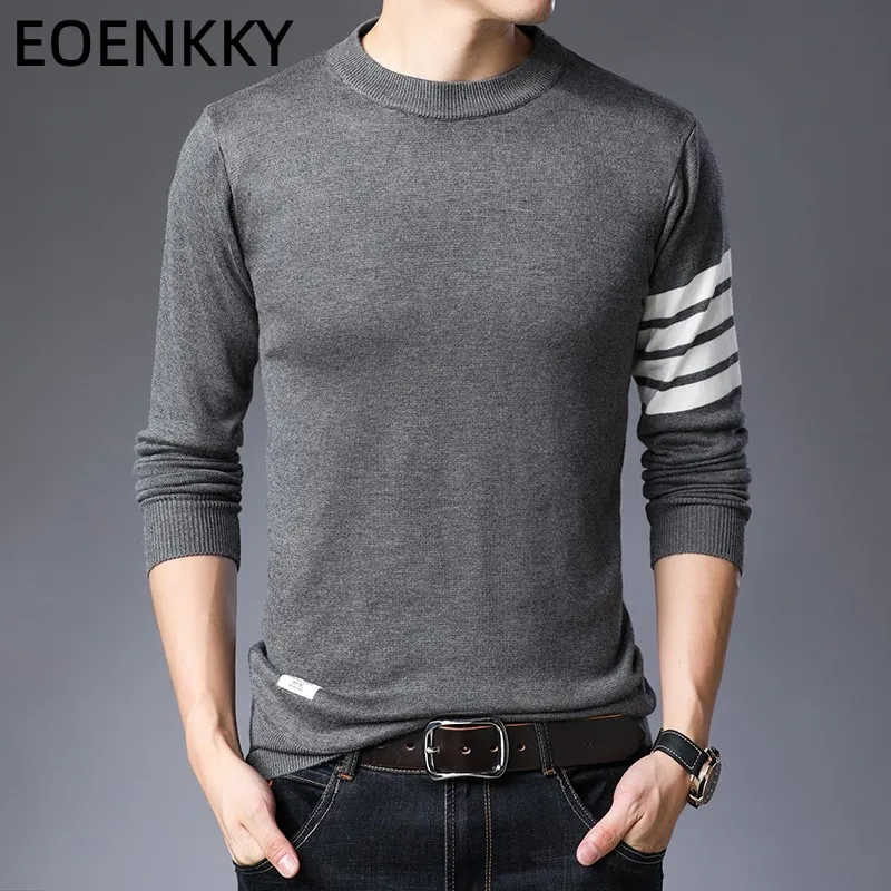 EOENKKY Brand 2023 New Men's Knitted Pullover Round Neck Stripe European Luxury Designer Warm Fall/Winter Casual Men's Clothing
EOENKKY Brand 2023 New Men's Knitted Pullover Round Neck Stripe European Luxury Designer Warm Fall/Winter Casual Men's Clothing