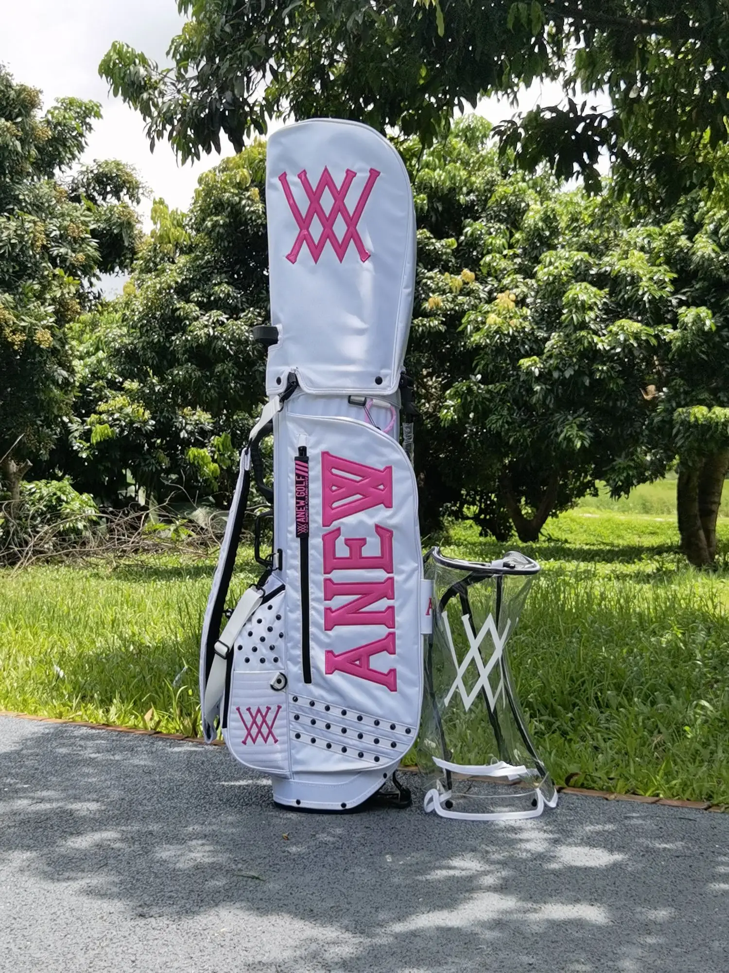 2023 New Golf Bag Double Shoulder Light Stand Bag Washing Cloth Double Hat Fashionable Golf Stand Bag 골프 가방
2023 New Golf Bag Double Shoulder Light Stand Bag Washing Cloth Double Hat Fashionable Golf Stand Bag 골프 가방