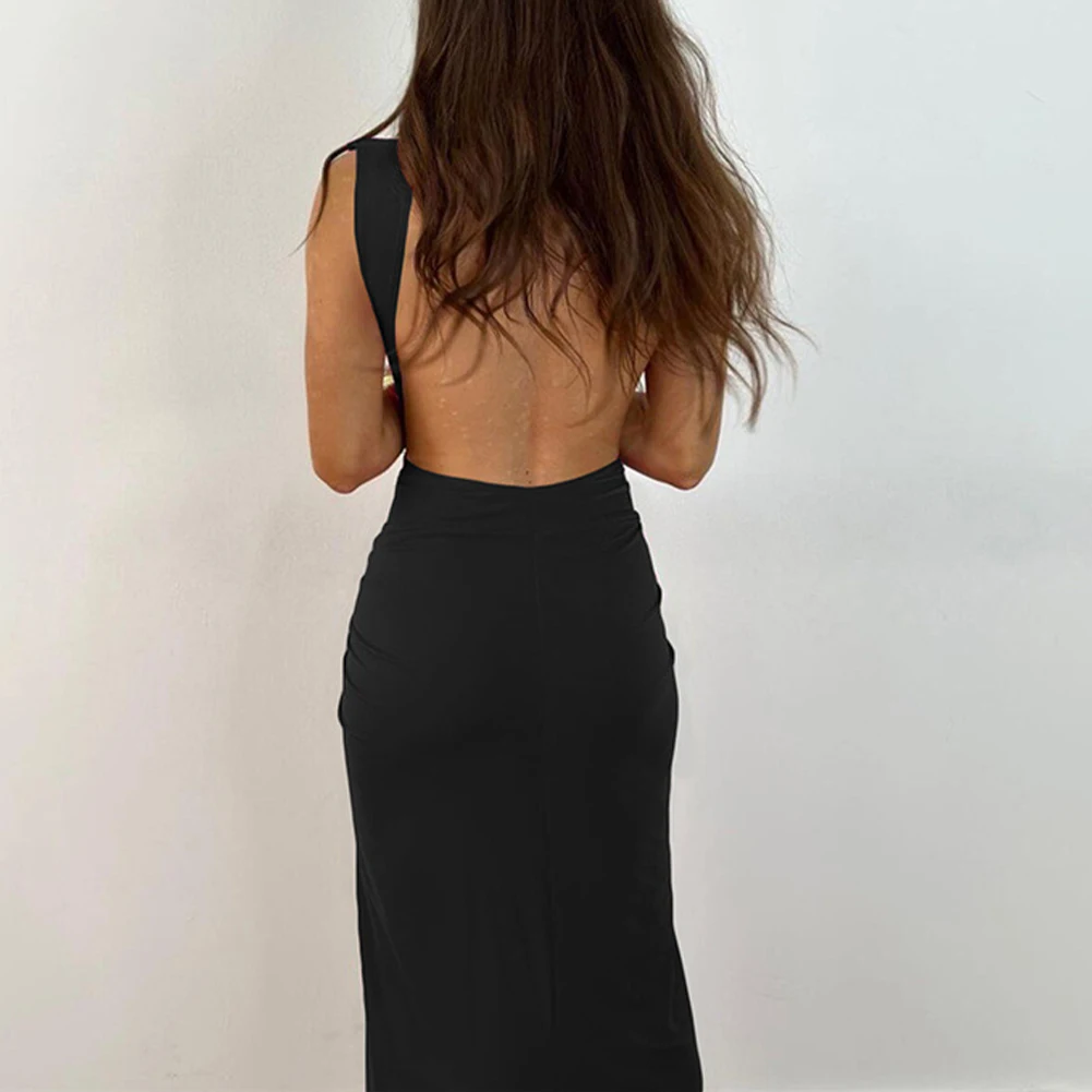 Backless V Neck Maxi Dress for Women Featuring High Slit and Pleated Detailing this Elegant Gown is Perfect for Any Occasion
Backless V Neck Maxi Dress for Women Featuring High Slit and Pleated Detailing this Elegant Gown is Perfect for Any Occasion