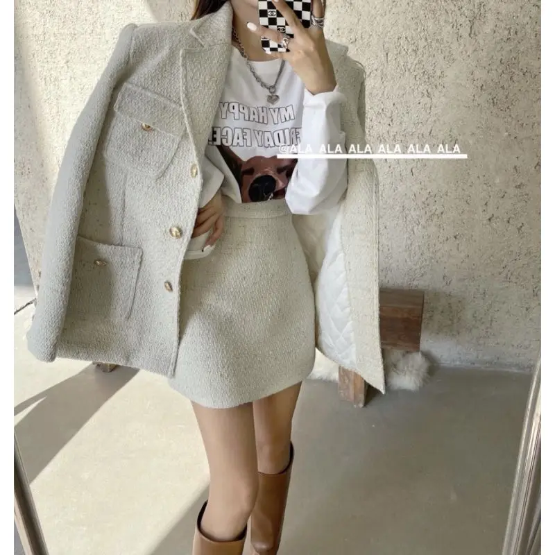 Fashion Tweed Suit Jacket with Skirt Two Piece Sets for Women New Style Autumn and Winter Blazer Mujer De Moda 2023 Tweed Set
Fashion Tweed Suit Jacket with Skirt Two Piece Sets for Women New Style Autumn and Winter Blazer Mujer De Moda 2023 Tweed Set