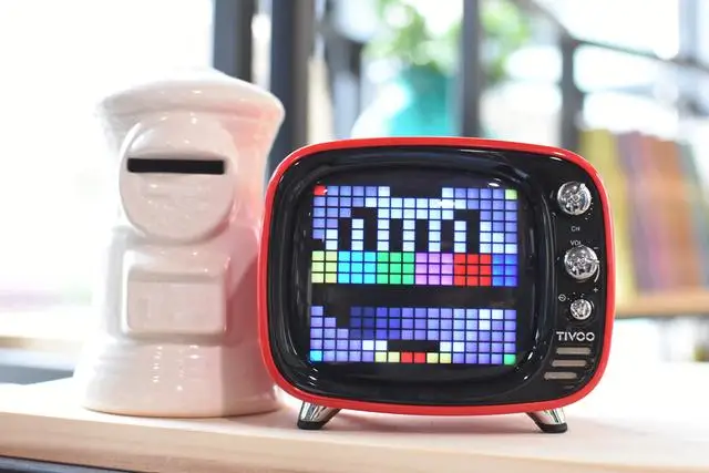 Divoom TIVOO Pixel Wireless Bluetooth Speaker Chinese Red Retro TV Model Mini Desktop Speaker Alarm Clock
Divoom TIVOO Pixel Wireless Bluetooth Speaker Chinese Red Retro TV Model Mini Desktop Speaker Alarm Clock