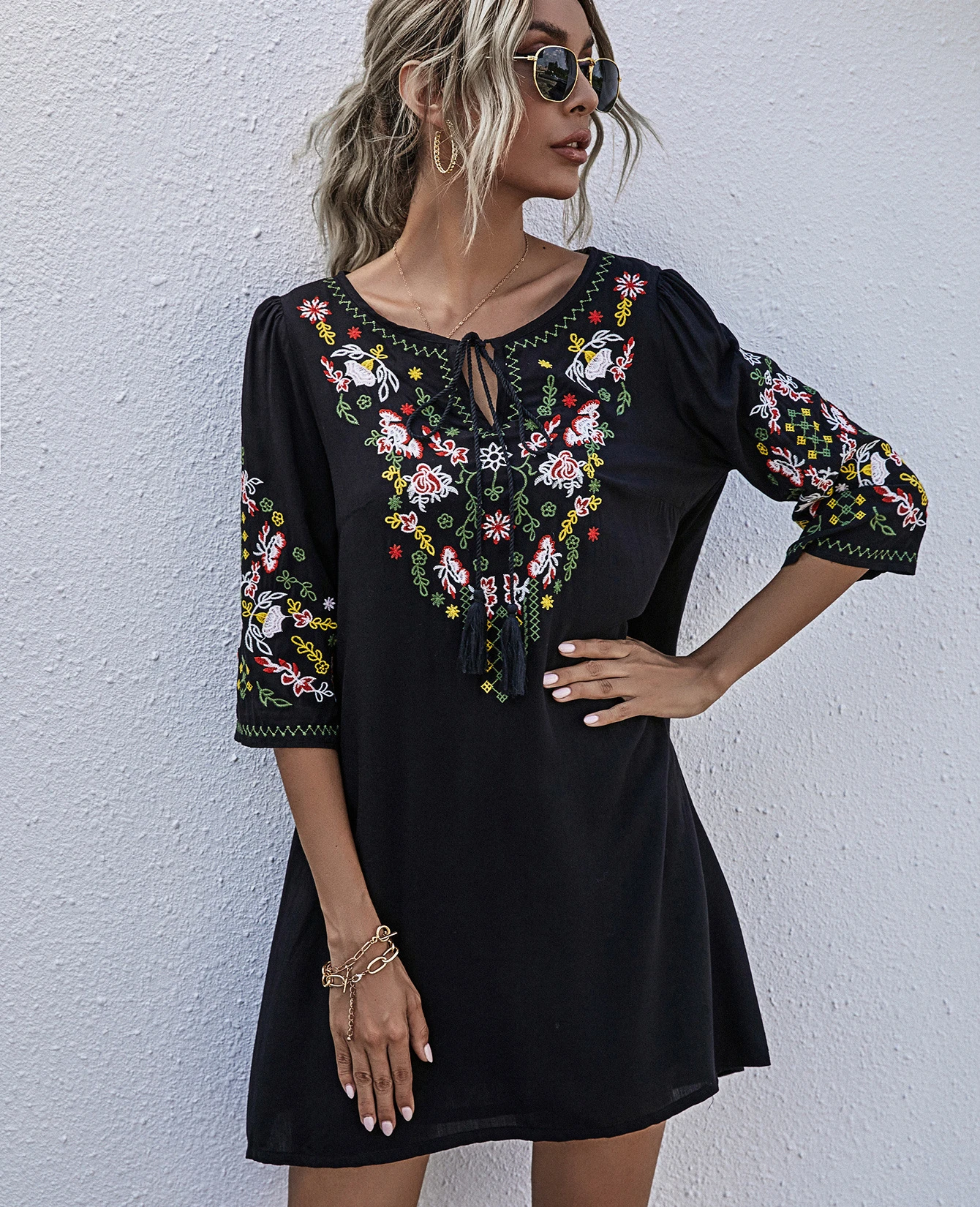 AYUALIN O-neck Three Quarter Sleeve Mini Dresses Summer 2022 Beach Wear Vestidos Boho Ethnic Embroidery Loose Dress for Women
AYUALIN O-neck Three Quarter Sleeve Mini Dresses Summer 2022 Beach Wear Vestidos Boho Ethnic Embroidery Loose Dress for Women