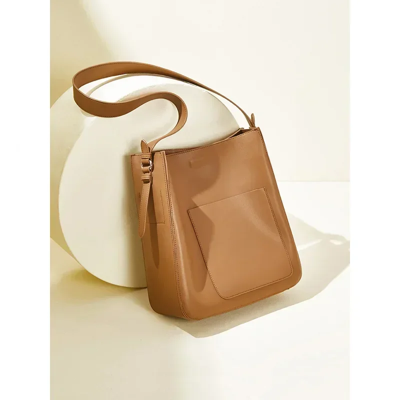 

Женская сумка из натуральной кожи, саквояж на одно плечо из воловьей кожи, маленькая вместительная сумочка кросс-боди