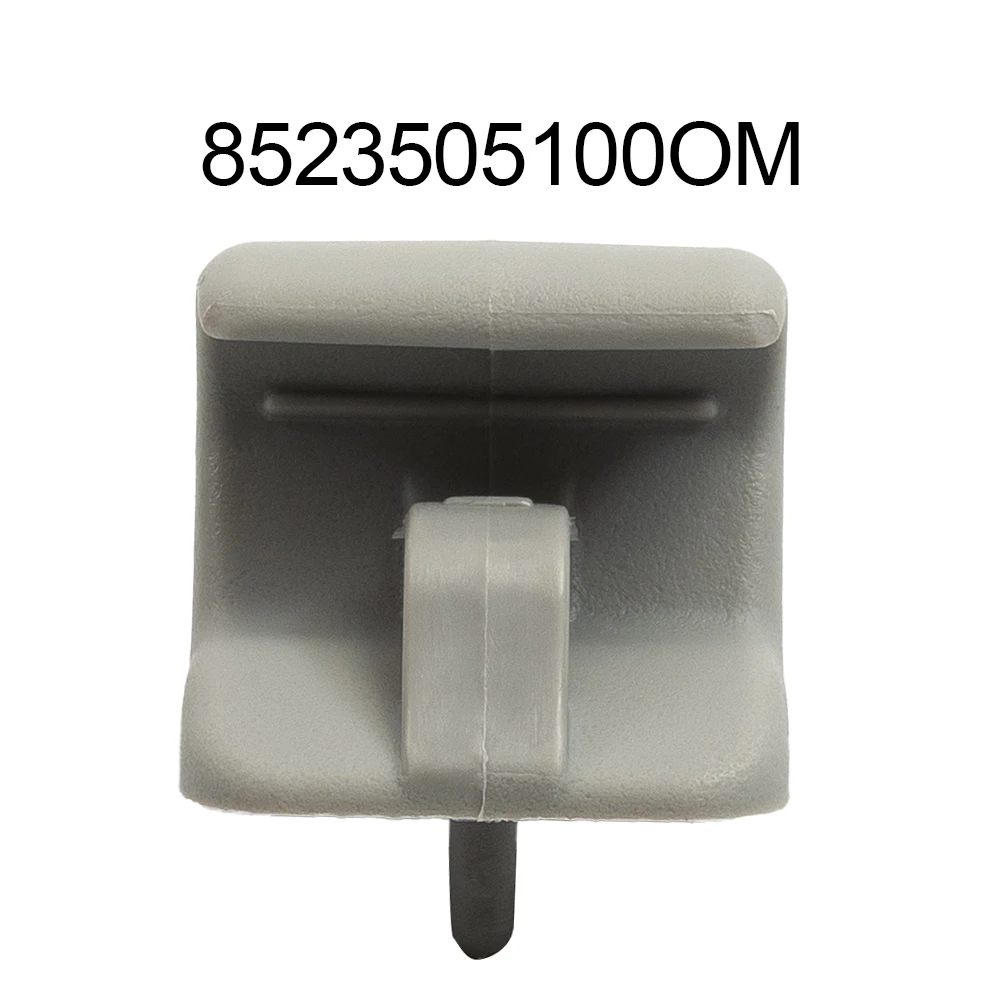 1pcs Sun Visor Clip Holders Hooks Bracket Hanger Grey Sun Visor Clips Parts For Hyundai I20 GETZ 8523505100OM Holder Bracket
1pcs Sun Visor Clip Holders Hooks Bracket Hanger Grey Sun Visor Clips Parts For Hyundai I20 GETZ 8523505100OM Holder Bracket