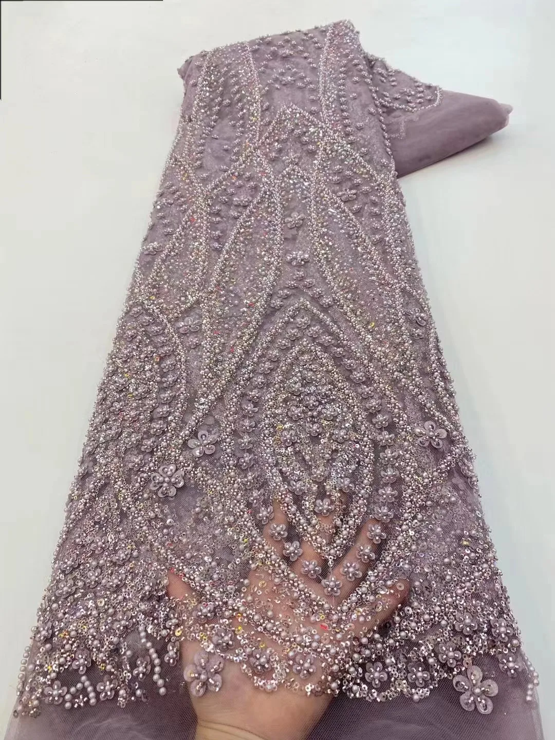 African Lace Fabric Embroidered Sequins Nigerian Beaded Lace Fabrics 2023 High Quality French Tulle Lace Fabric For Dress
African Lace Fabric Embroidered Sequins Nigerian Beaded Lace Fabrics 2023 High Quality French Tulle Lace Fabric For Dress