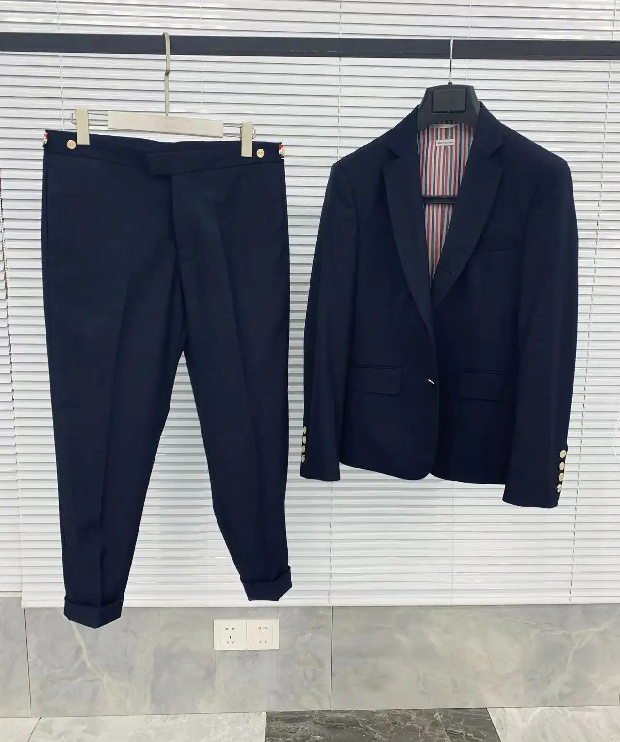 

2023 TTB Men Blazers Fashion Brand Grey Business Causal Elegant Jackets High Quality Jackets For Men Parkas Men Overcoats