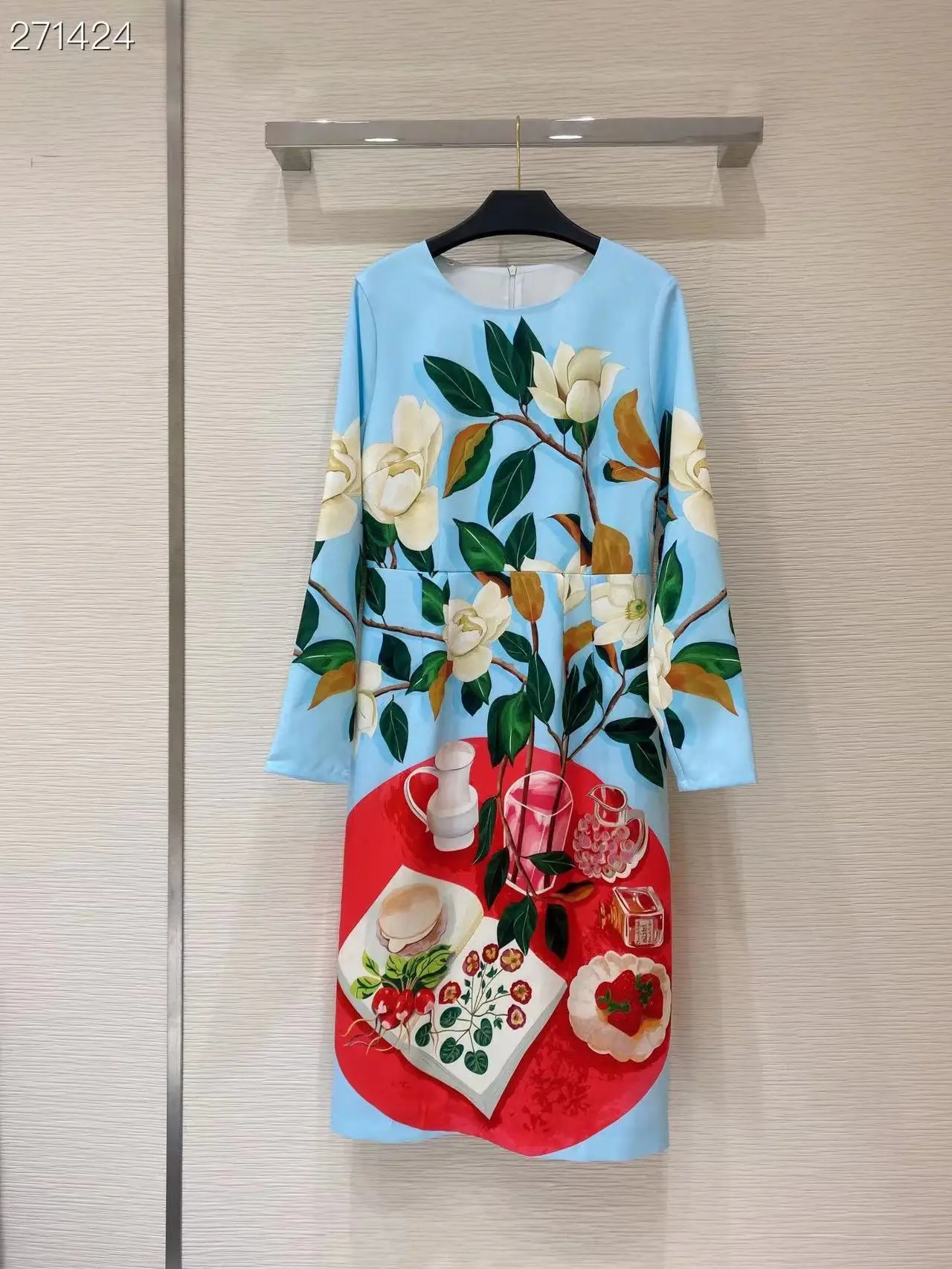 Vintage Midi Dress Summer Spring New Fashion Design Women Runway Flowers Print Long Sleeves Sicily Jacquard
Vintage Midi Dress Summer Spring New Fashion Design Women Runway Flowers Print Long Sleeves Sicily Jacquard