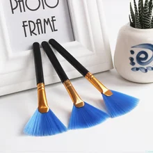 1Pcs Fan-shaped Computer Brush Keyboard Digital Camera Cleaning Brush Is Suitabl For Notebook Computers Keyboard Digital Product 1Pcs Fan-shaped Computer Brush Keyboard Digital Camera Cleaning Brush Is Suitabl For Notebook Computers Keyboard Digital Product