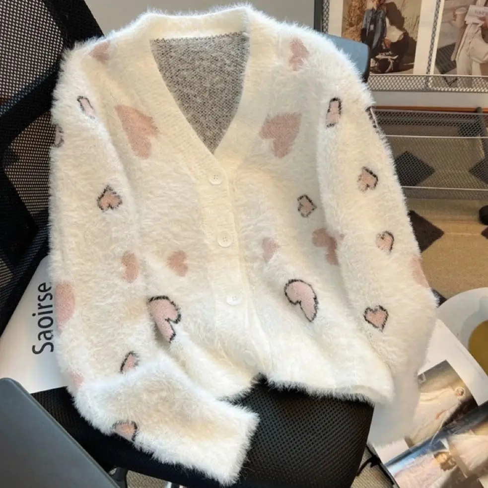 Heart V-Neck Knitting Long Sleeve Cardigans 2023 Autumn Winter Women Sweet Single Breasted Ladies Loose Sweater
Heart V-Neck Knitting Long Sleeve Cardigans 2023 Autumn Winter Women Sweet Single Breasted Ladies Loose Sweater