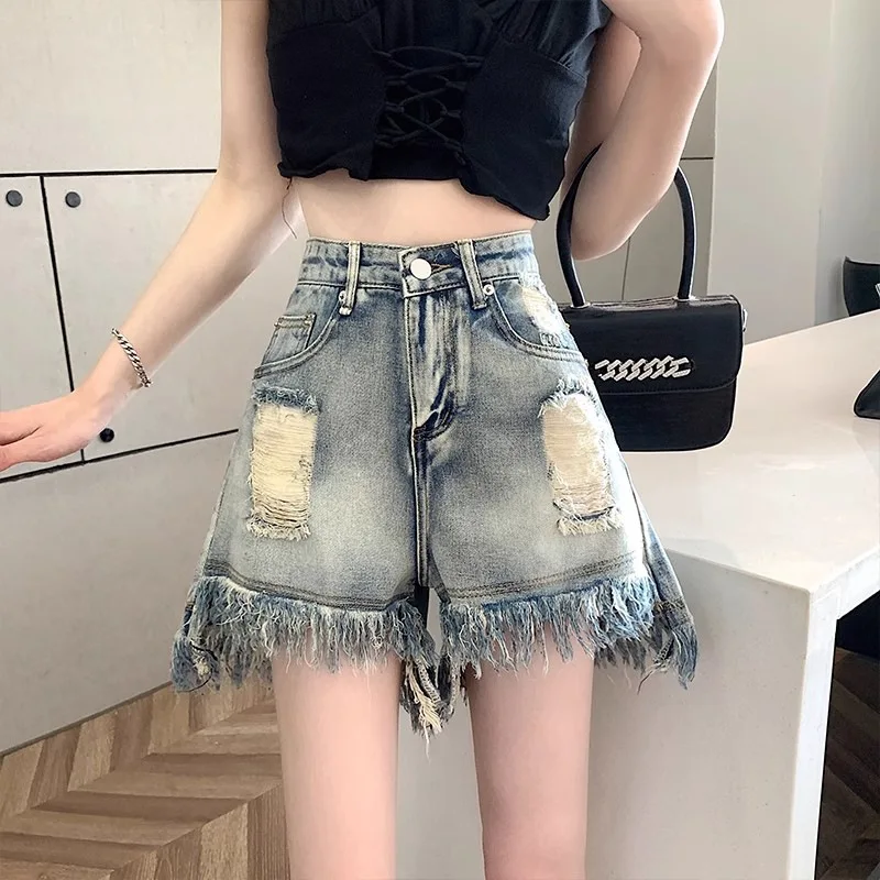 Vintage ripped burr edge high waisted denim y2k Women's shorts Summer new loose and slimming straight leg A-line wide leg pants
Vintage ripped burr edge high waisted denim y2k Women's shorts Summer new loose and slimming straight leg A-line wide leg pants
