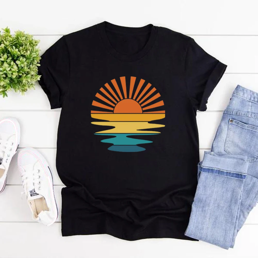 Retro Sunset Rays Wavy T Shirt Retro Sunshine T-shirt Sun Rays Tee Beachy Vibes T-Shirt Vintage Tshirt Unisex Short Sleeve Tops
Retro Sunset Rays Wavy T Shirt Retro Sunshine T-shirt Sun Rays Tee Beachy Vibes T-Shirt Vintage Tshirt Unisex Short Sleeve Tops