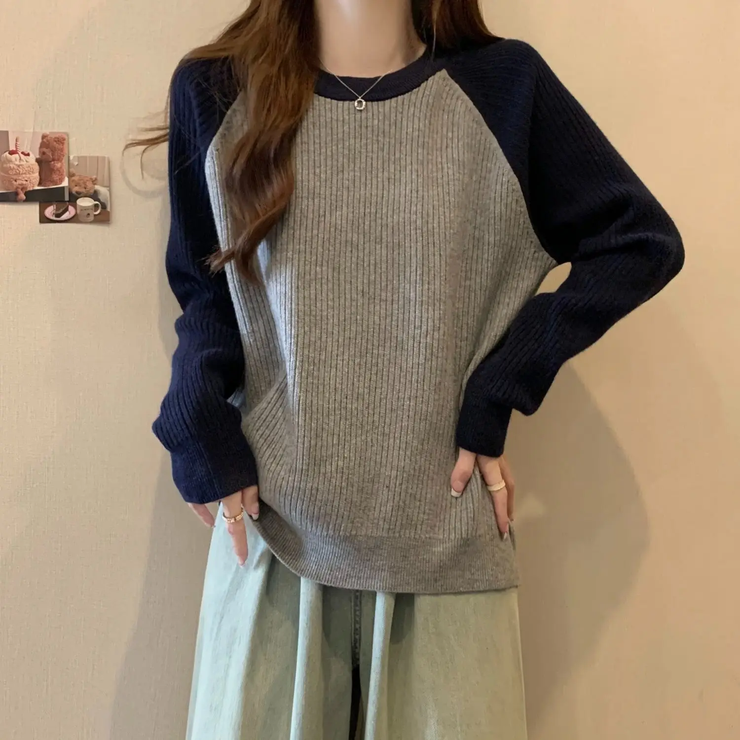 Pit Stripe Patchwork Color Contrast Long Sleeved T-shirt for Women Autumn and Winter New Large Size Women Loose and Slim Top Ins
Pit Stripe Patchwork Color Contrast Long Sleeved T-shirt for Women Autumn and Winter New Large Size Women Loose and Slim Top Ins