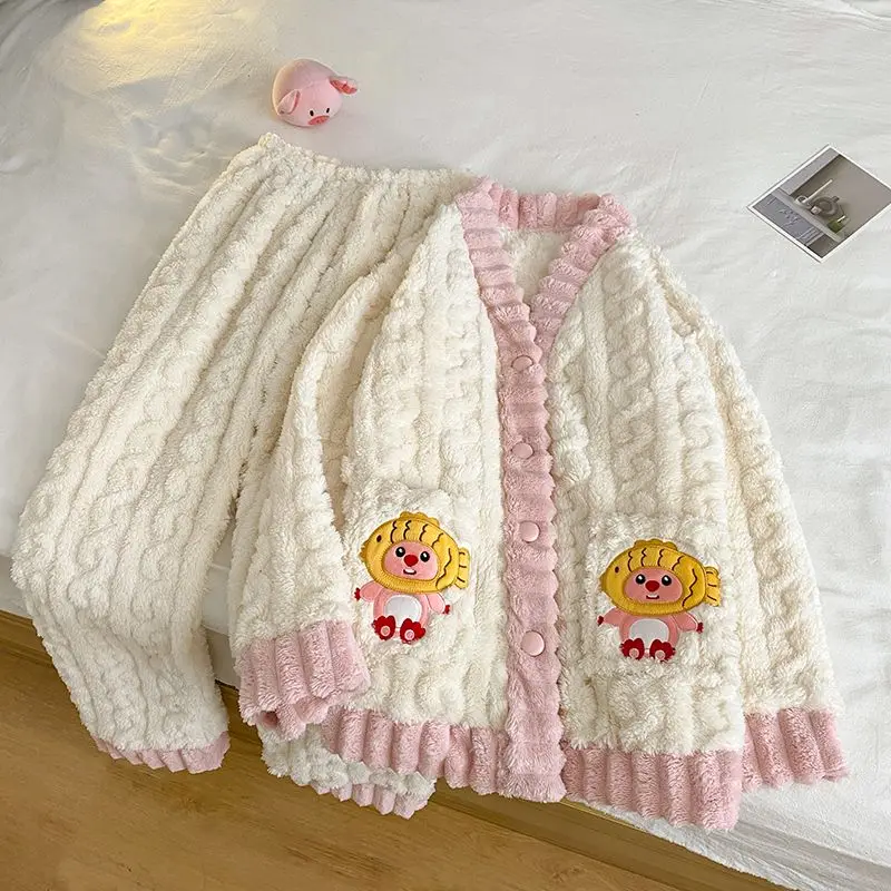Korean Little Beaver Loopy Plush Pajamas Cartoon Women's Home Clothing Set Winter Warm Coral Velvet Pajamas Two-Piece Homewear
Korean Little Beaver Loopy Plush Pajamas Cartoon Women's Home Clothing Set Winter Warm Coral Velvet Pajamas Two-Piece Homewear