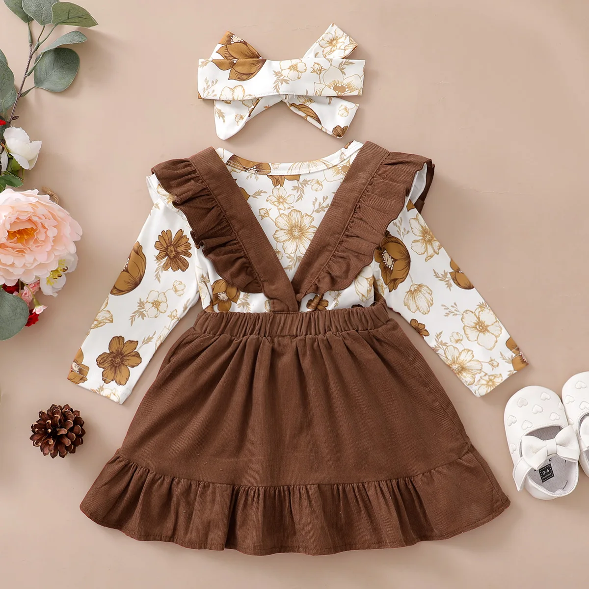 Conjunto 3 peças floral body + jardineira + bandana para bebê Conjunto 3 peças floral body + jardineira + bandana para bebê