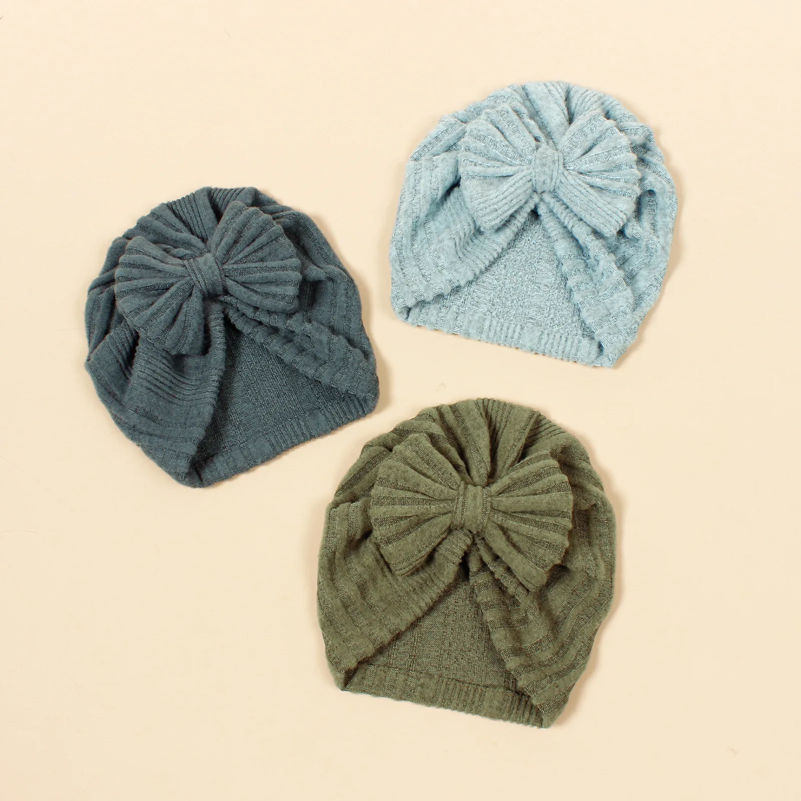 Newborn Winter Bonnet Solid Soft Warm Bowknot Beanie Children Big Bow Indian Hat with Velvet Bow Infant Toddler Pullover Hat
Newborn Winter Bonnet Solid Soft Warm Bowknot Beanie Children Big Bow Indian Hat with Velvet Bow Infant Toddler Pullover Hat