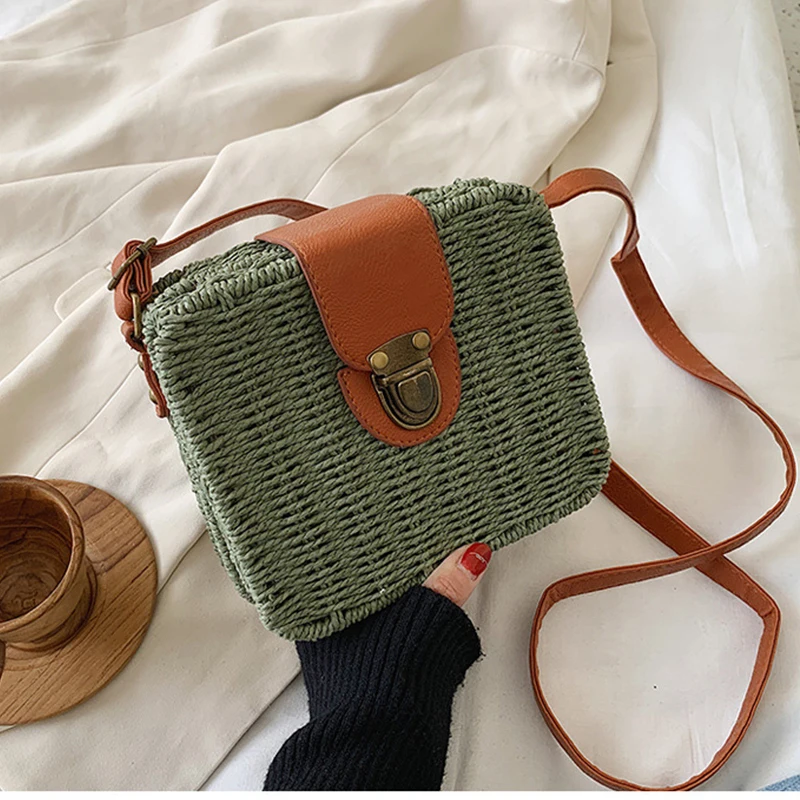 Small Round Rattan Purse - Handwoven Vacation Essential 21 S2b5869adf4b34eae8dba1b5b59739220G