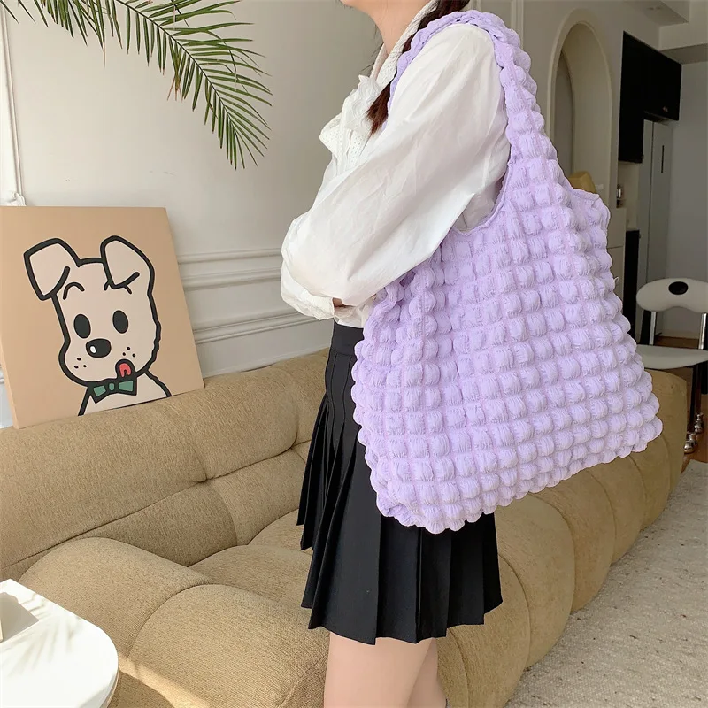 

Quilted Padded Crossbody Bag for Women Pleated Bubbles Cloud Shoulder Bags Large Tote Bucket Designer Bag Ruched Handbags 2023