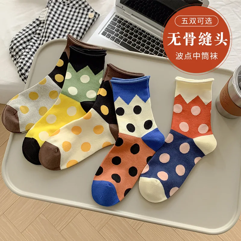 Japanese Dot Woman Sock Cartoon Splicing for Women Socks Fashion Print Casual Middle Tube Sox Cotton Autumn Winter Stockings
Japanese Dot Woman Sock Cartoon Splicing for Women Socks Fashion Print Casual Middle Tube Sox Cotton Autumn Winter Stockings