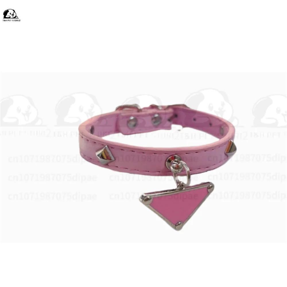

Pet Dog Rivet Collar Black Inverted Triangle Collar Designer Cat Luxury Traction Rope Walking Dog Supplies Puppy Chihuahua
