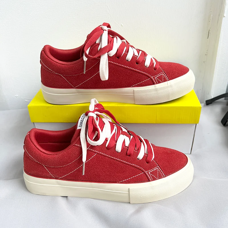 2023 Harajuku Red Sneakers Men Skateboarding Shoes Designer Canvas Shoes for Men Platform Vulcanized Sneakers Tenis Masculino
2023 Harajuku Red Sneakers Men Skateboarding Shoes Designer Canvas Shoes for Men Platform Vulcanized Sneakers Tenis Masculino