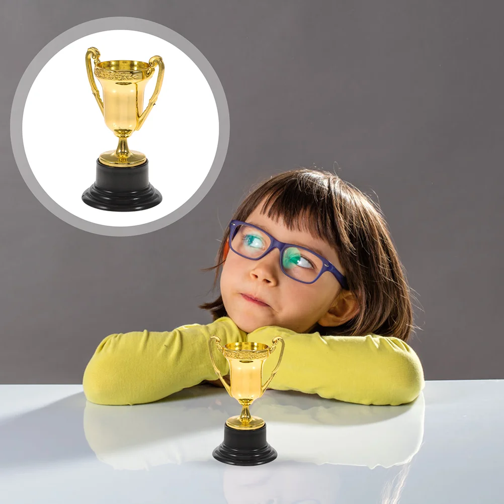 

Трофей-трофеи, награда для детей, детские игрушки, мини пластиковый спортивный золотой футбольный кубок, награда, трофей, трофей