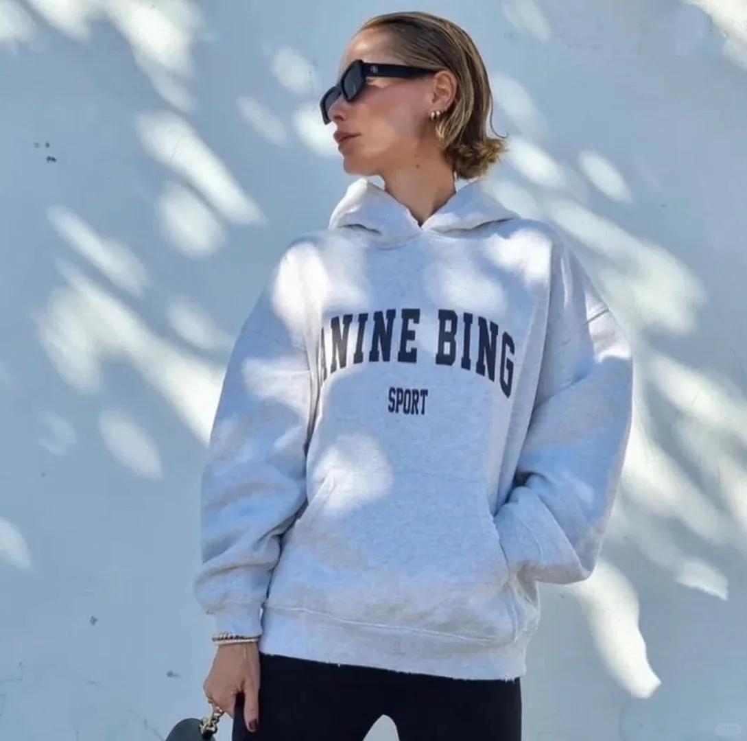 Autumn/Winter Hoodie Long sleeve warm coat pullover sweater Fluffy loose hoodie coat for women with plush collar
Autumn/Winter Hoodie Long sleeve warm coat pullover sweater Fluffy loose hoodie coat for women with plush collar